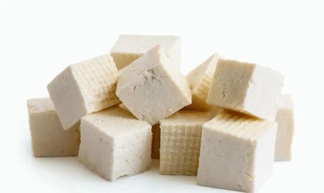 买豆腐时，聪明人看到这2种扭头就走，豆腐摊老板：从不让家人吃