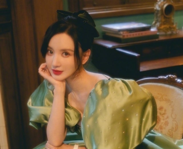 董明珠|全新職場(chǎng)綜藝上線在即，張翰岳云鵬加盟，內(nèi)娛運(yùn)營(yíng)實(shí)景或首度曝光