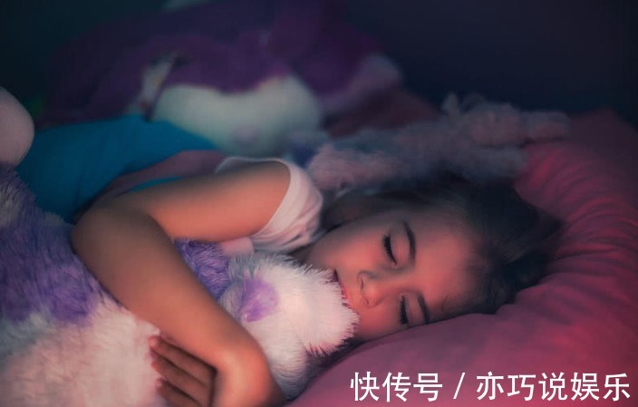 睡眠时间|早上不要这个时间段叫醒宝宝，孩子会“长不高”，妈妈可别坑了娃