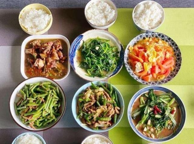 宝妈|“生两个儿子,不生一个女儿”,听完二胎妈妈的故事,我恍然大悟