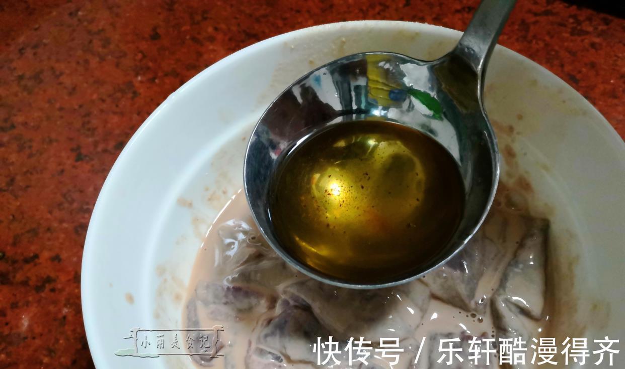 贫血|溜猪肝,很多人第一步就做错,多做这一步,猪肝不柴没腥味真嫩滑