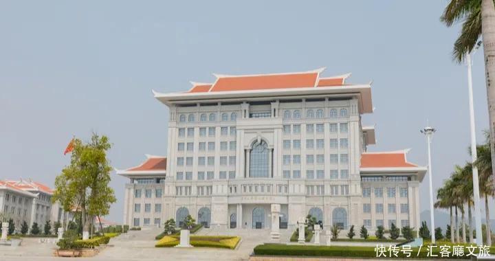 五台|像清风般温柔,像暖阳般温暖,一座让人留恋的海滨城市