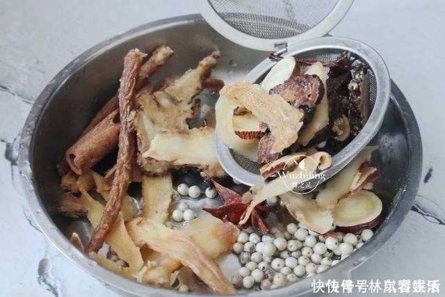 电饭煲|6月,最好的“祛湿汤”,每周喝2次,腰不酸,面色红润体质好