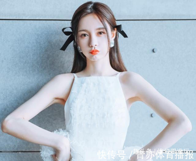 沈夢辰淘汰后，曬姐姐丑圖！劉雯事件重演，關(guān)系好還是情商低？