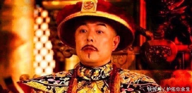 对联!乾隆下民间讨水喝,出上联,院中一女子对下联,乾隆偷偷跑掉了