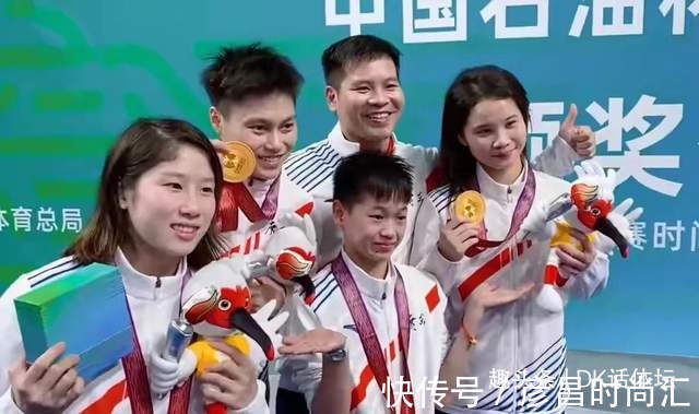 恩师|太牛了！全红婵影响力惊人，恩师“苦心”压制无果，荣登考试试卷