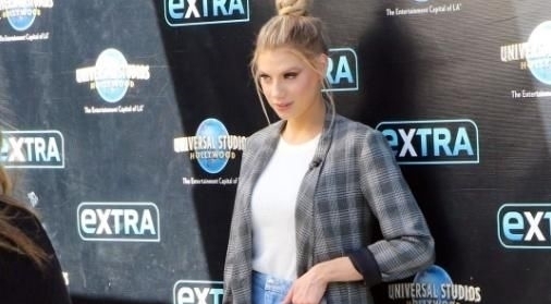 麦金尼|NBA最美女球迷,金发模特身材热辣颜值超高,甩卡戴珊几条街