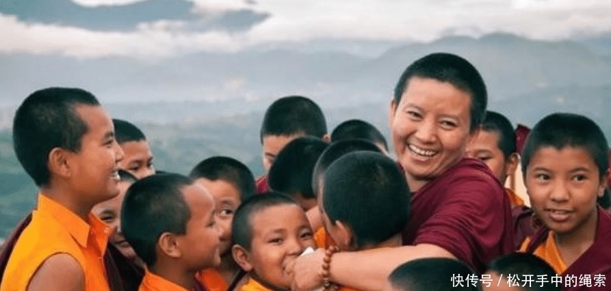 佛法|两位最美尼姑琼英卓玛和释正孝同,用歌声传递佛法,把爱洒满人间