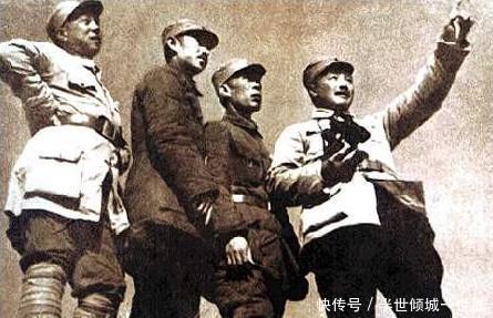 大将|这俩一个师长一个是排长,28年后师长当上将,排长却成大将