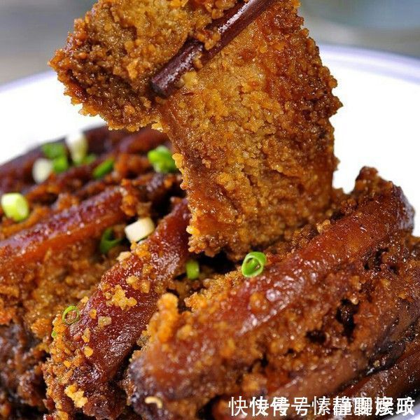 做粉蒸肉， 别再直接蒸了！多做这一步，肥而不腻，入口即化