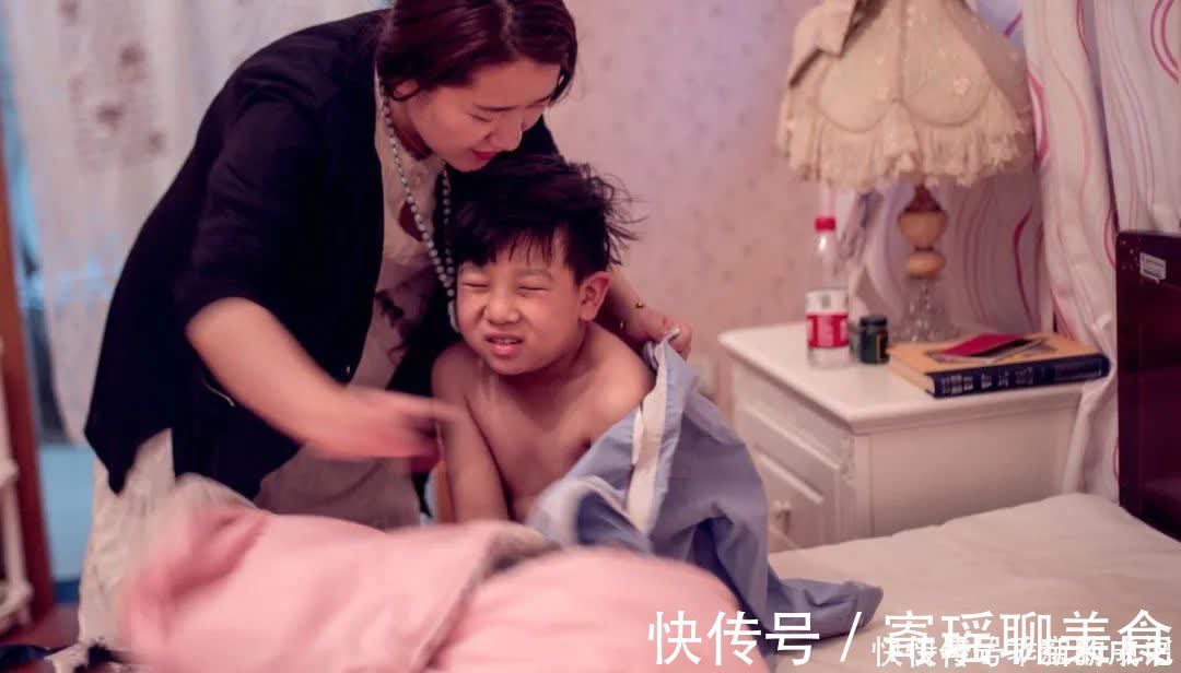 孩子|叫孩子起床很困难?看看日本妈妈是怎么做的,学会了省心又省力