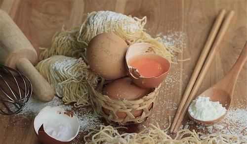 男人雄性激素低,需要补充哪些营养素?