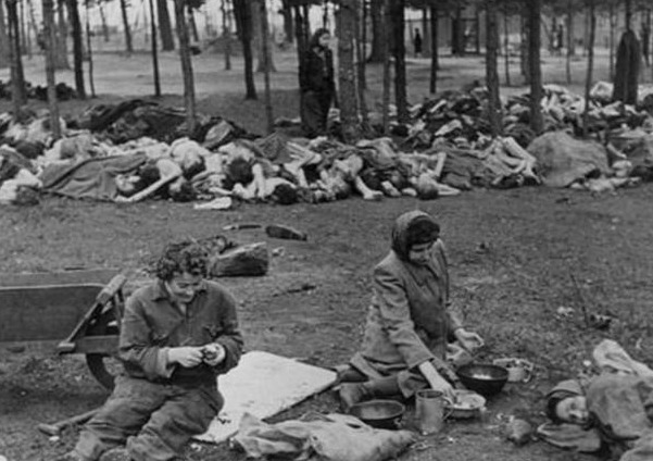 不到|小女孩将被活埋,她对纳粹士兵说请埋浅一点,我怕妈妈找不到!最后结果怎样