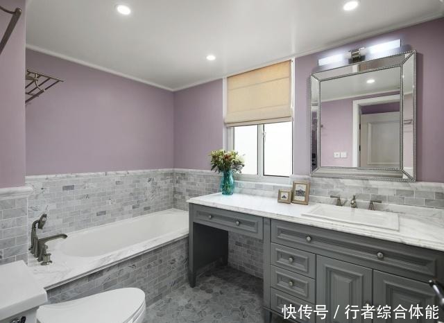 三居室|140㎡美式风格三居室,玄关装了玻璃窗让家既美观又开阔!