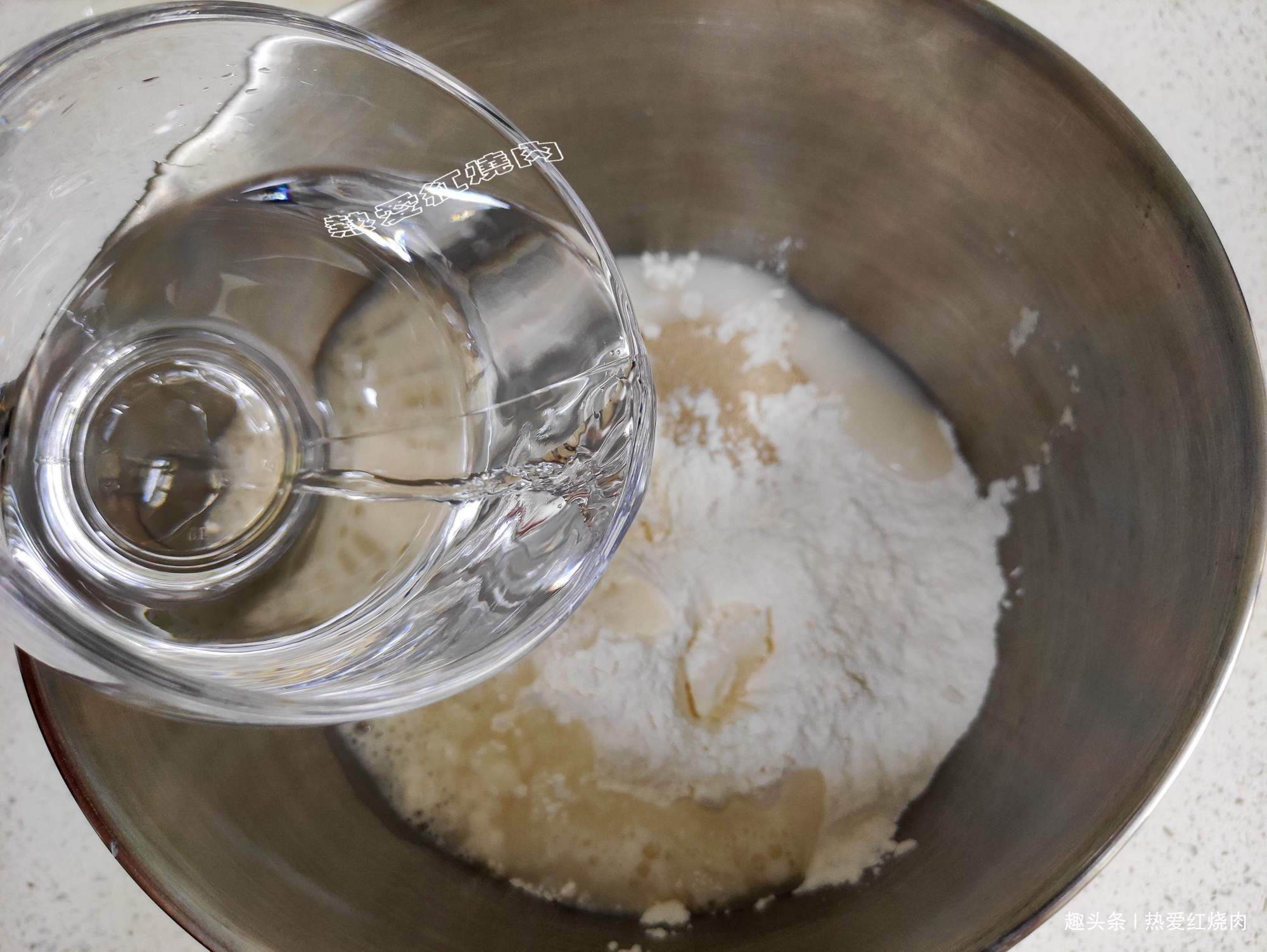 肉馅儿|包子总是捏不好,干脆放弃改做它吧!一准又白又胖又暄腾还格外香