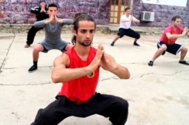 男人|男人晨起时,以下4件事坚持完成,肾脏或许会越来越强壮