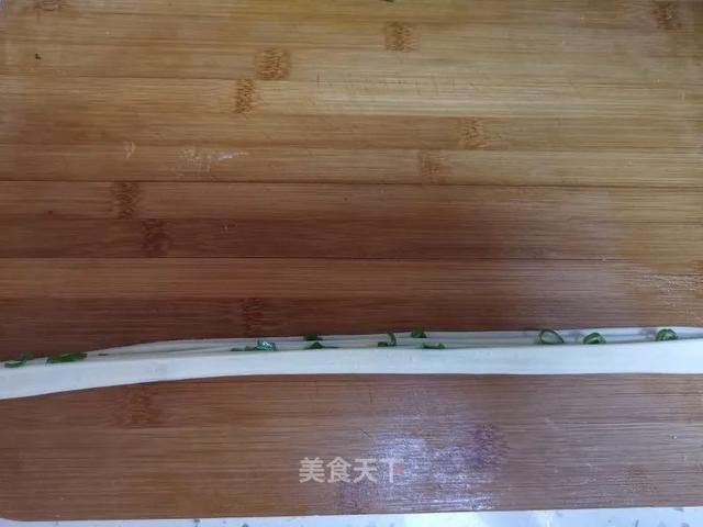 葱香小饼：不用就菜都能吃两张