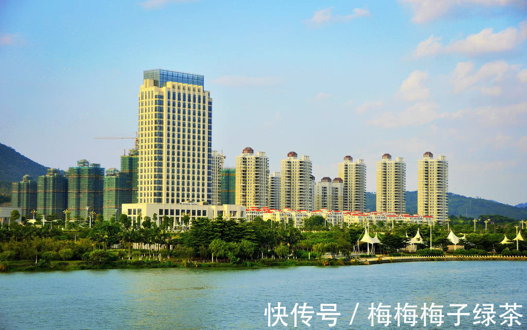 商住|为啥说买“商住公寓”不太靠谱?售楼表哥说出实情,庆幸没犯傻!