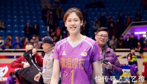 接班人|女排00后小将,或将成朱婷接班人,能力强悍未来可期!