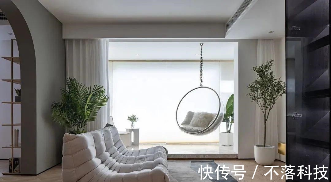 家务区|阳台改成休闲区,又热又晒、还怕漏水?衣服也没地晾?谁说的!