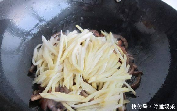 它是“天然胶原蛋白”,5块钱1斤,比敷面膜管用,40岁不显老