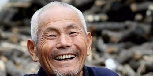 饮食清淡|饭后散步利于长寿,在几个长寿习惯中,排最后,第1大家都想不到