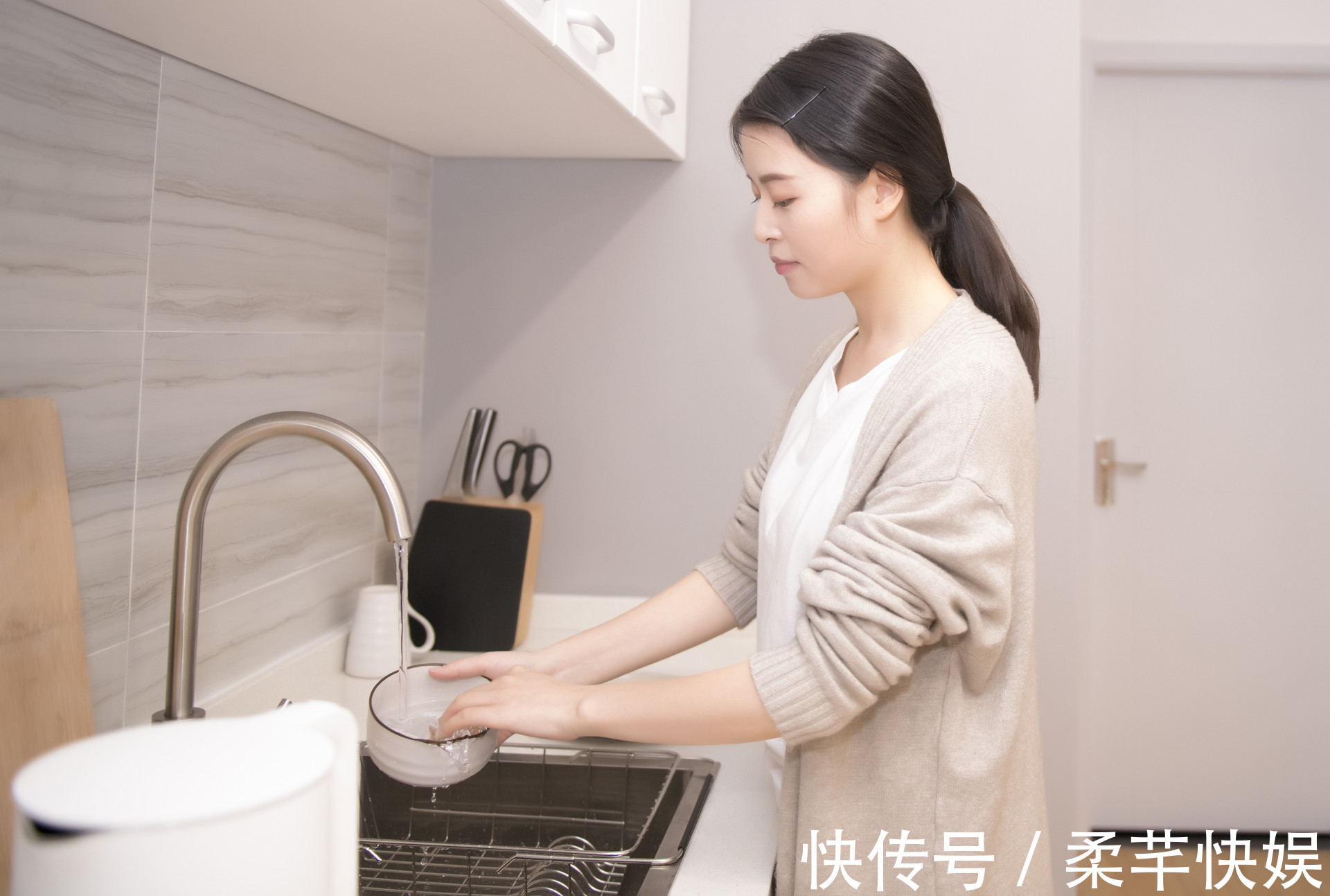 欣欣|因我不孕丈夫在外生子后离婚,孩子生病他去检查却发现血型对不上