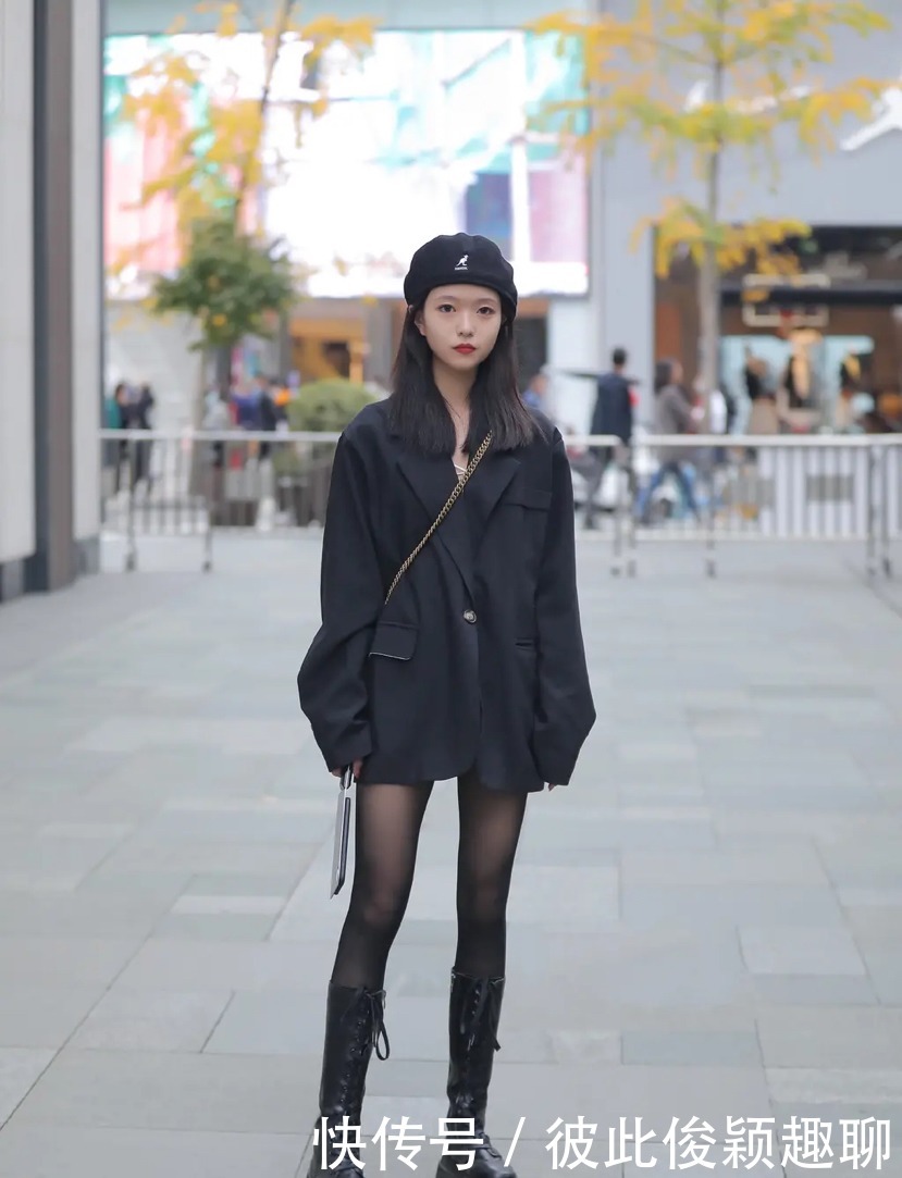 街头|冬天街头的时尚小姐姐们,对穿搭还是很有一套的