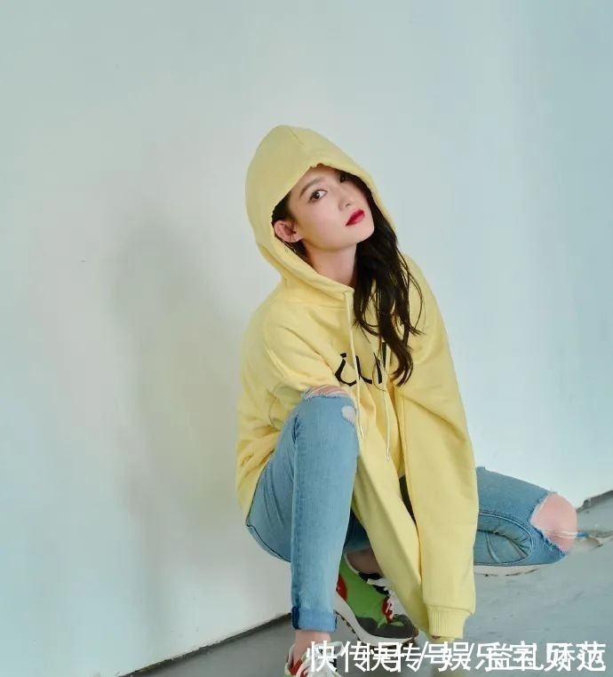 淡颜系|双眼皮、一字眉已经过时了，现在的美女标准是这样……