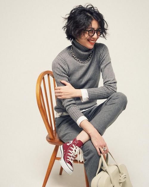 简单|穿打底毛衣时,怎么才时髦?3个简单“穿搭小技巧”,别说学不会