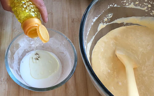 普通蛋糕华丽变身莱明顿蛋糕，原来这么简单，高端大气，绵软细腻