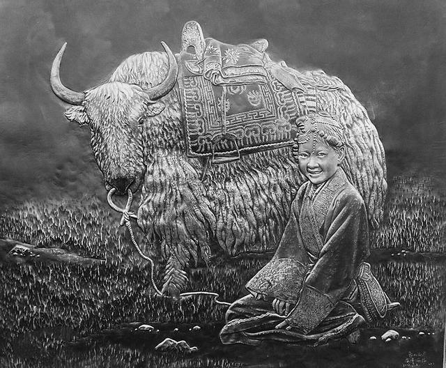 铁匠兄弟花4年创作铁皮画,拒绝商家50万收购一幅要敲10万锤