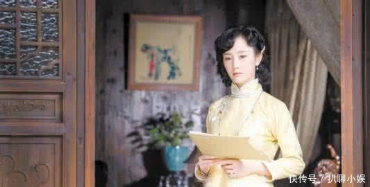 才女出上联:“关关难过关关过”,才子对出下联抱得美人归