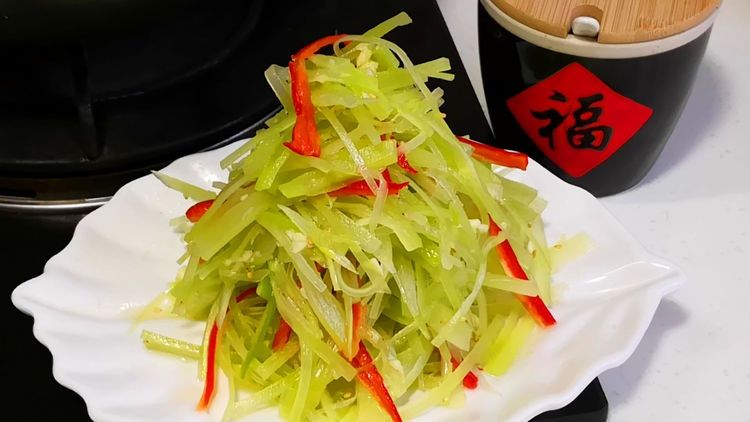 天热不爱吃饭?教你5道开胃凉菜,既简单快速又好吃,上桌抢着吃