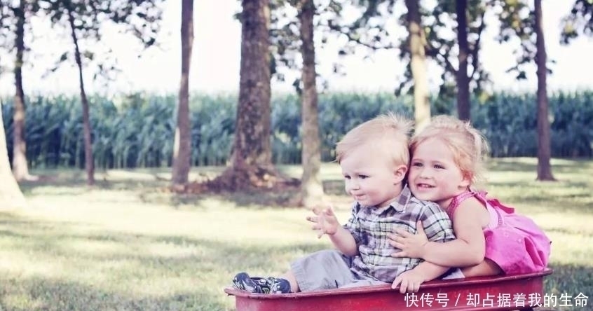 区别|不用等20年,独生子和二胎的区别就能显现,网友庆幸只有一个