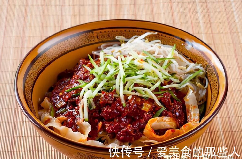 爱吃面条的收藏好,面馆老板教我特色炸酱做法,拌面拌饭都好吃