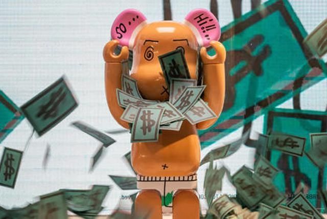 玩具|警惕!不少90后变“韭零后”,积木熊溢价超10万,有人掏空身家