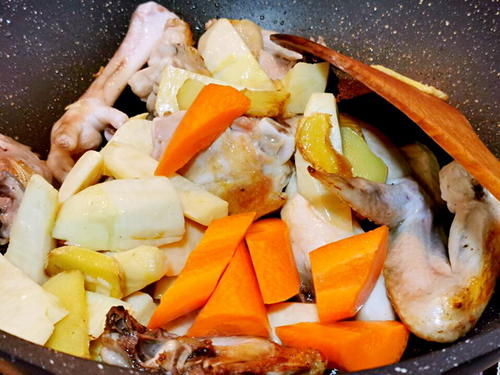 黄焖|咱们盼了这么久的冬笋,盼了一年,黄焖冬笋鸡