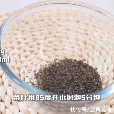 打蛋器|不可错过的下酒菜奶茶店必点——芝芝奶盖系列，过瘾