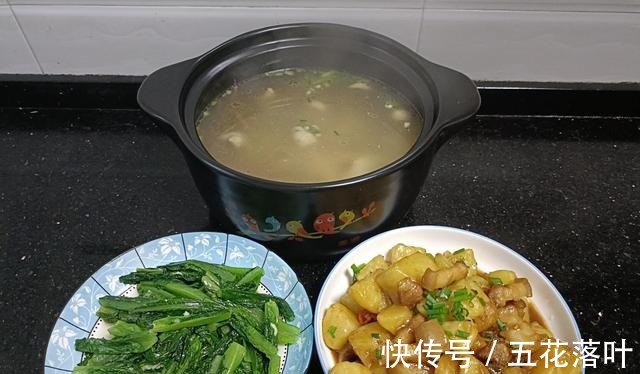 39岁“懒妈妈”,做晚餐追求简单不重样,家人反夸营养好吃还省钱!