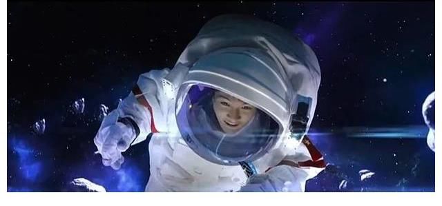 鳳凰傳奇|離開(kāi)流量，芒果臺(tái)中秋晚會(huì)收視被吊打，央視憑兩個(gè)法寶奪冠