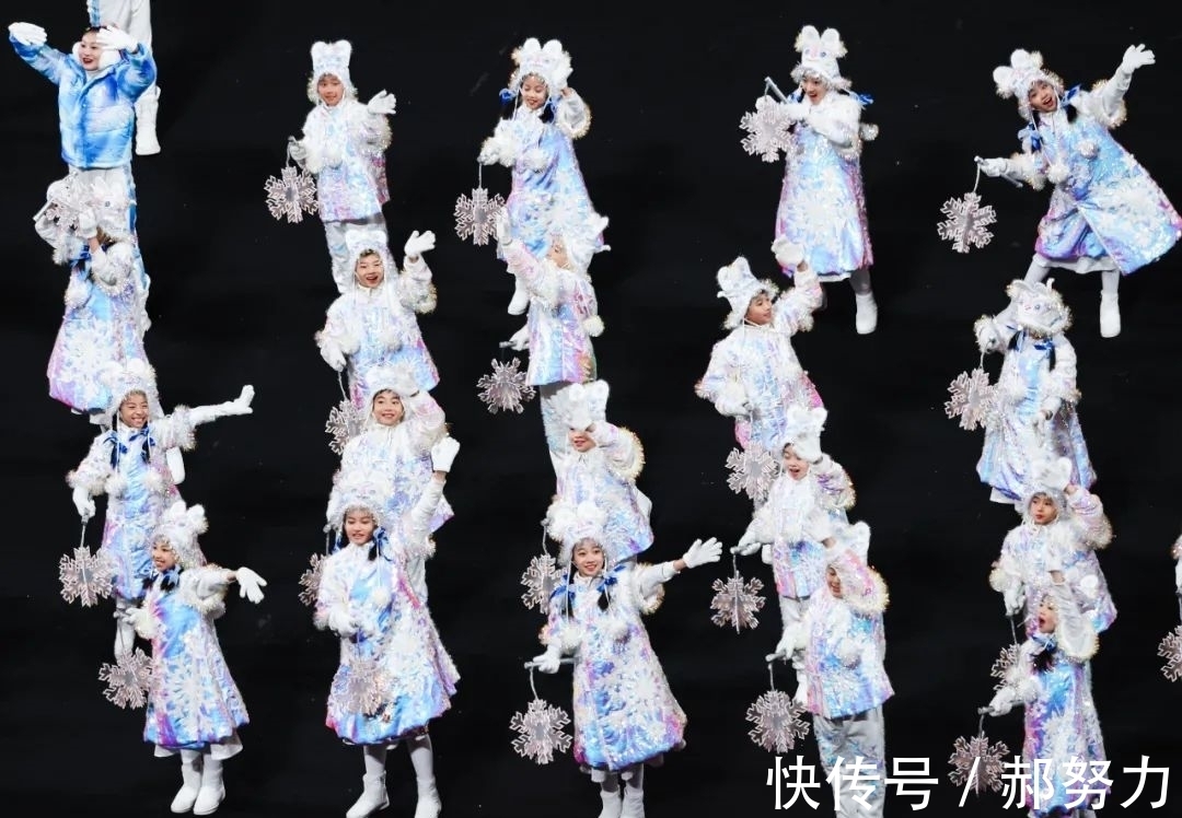 闭幕式|北京冬奥会闭幕式绝美现场的高清大图来了,每一张都是壁纸!快来收藏~