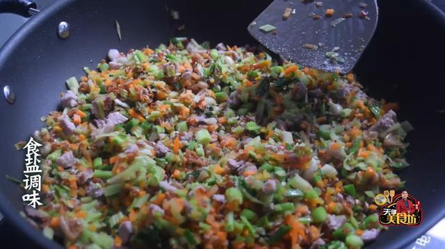 糯米饭酿豆腐最好吃的做法，简单美味又馋人，看看你喜欢吃不