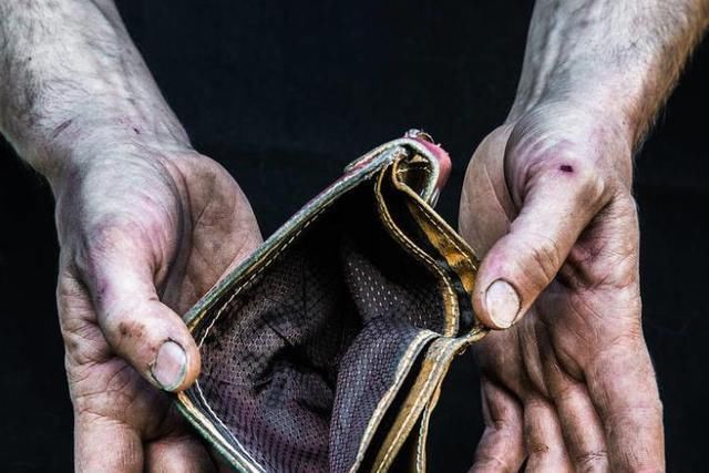 零花钱|“妈妈,能不能给我10元零花钱?”当孩子要钱时,千万不要这样做