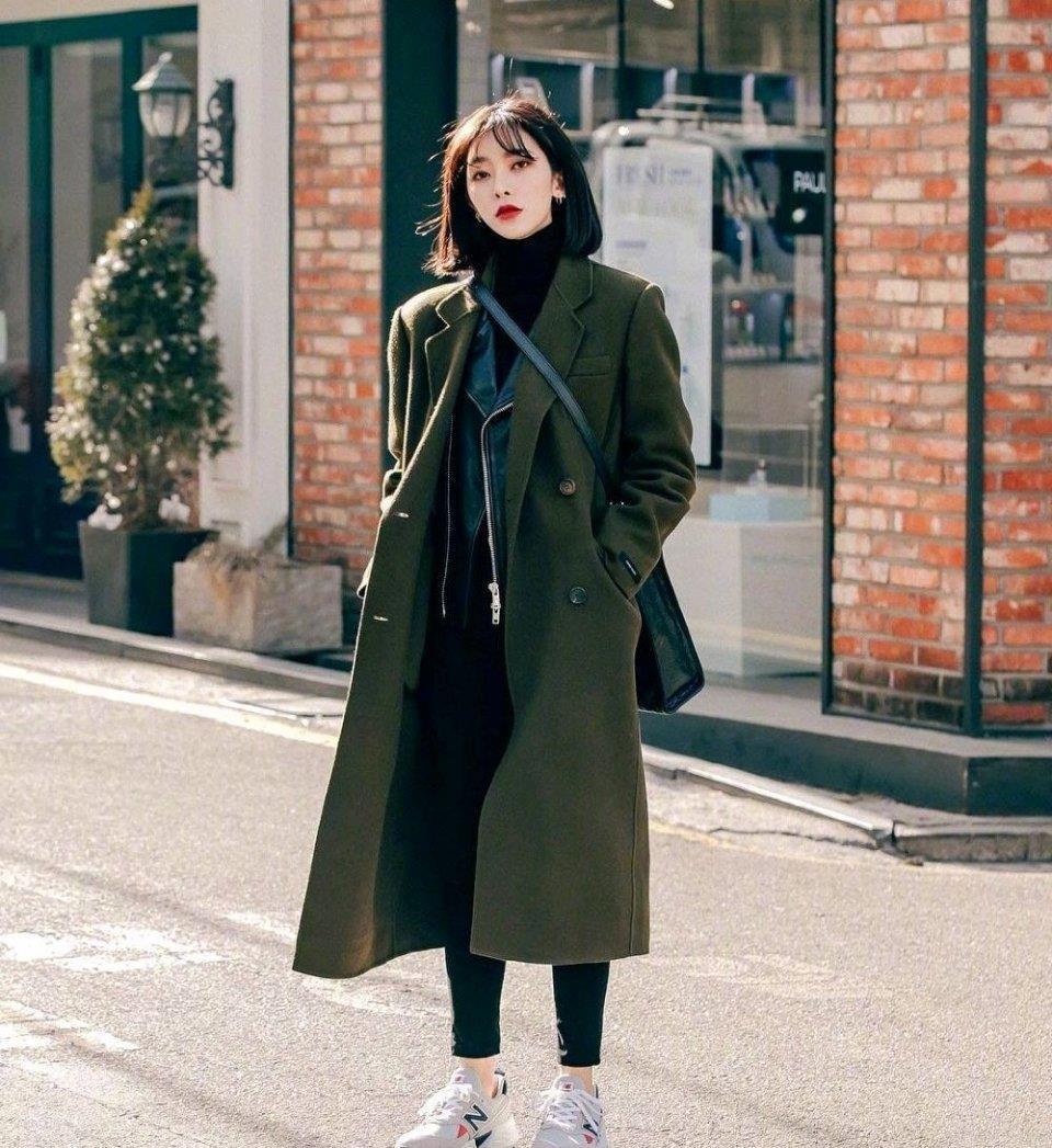 韩国欧尼秋冬街拍合集,搭配简单气质up,日常上班都能轻松应对