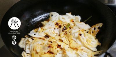 解馋|莲藕超好吃的做法,香辣脆爽,营养又解馋,吃一次就忘不掉太香了