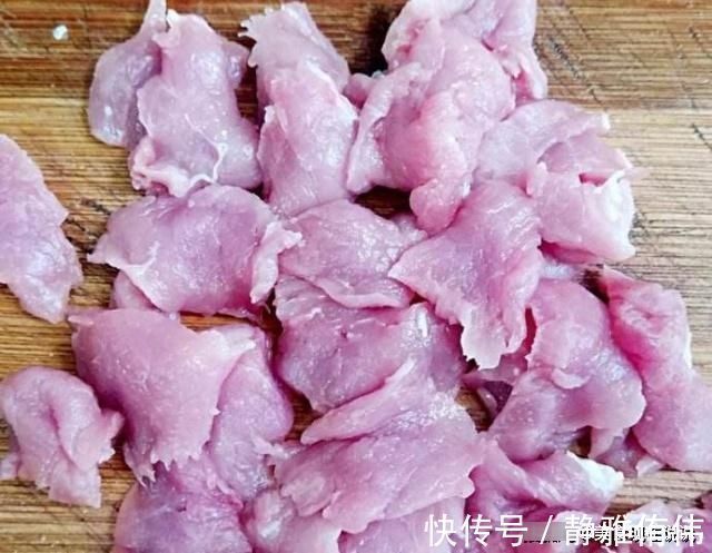 大厨：不管腌什么肉，别只放盐，多加“2种料”，肉质嫩滑炒不老