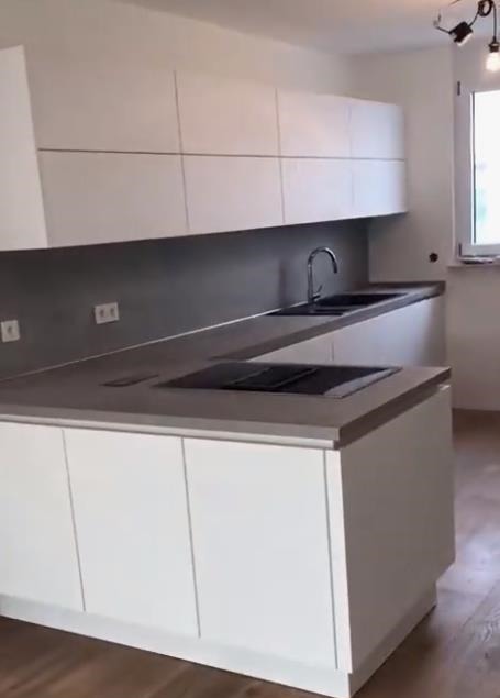 分离式|非要在灶台和灶台之间装2块钢板，多个置物架，放油盐酱醋挺好！