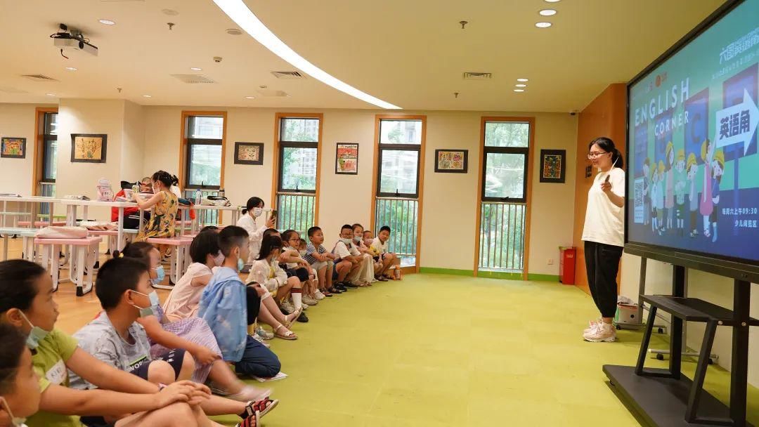 小读者们|打卡最美图书馆！六图迎来10位来自合肥的小读者