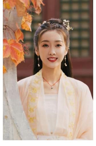 反转|湖南卫视的《与君歌》开播,傻白甜的老套剧本,网友:期待反转